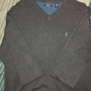 IZOD sweater